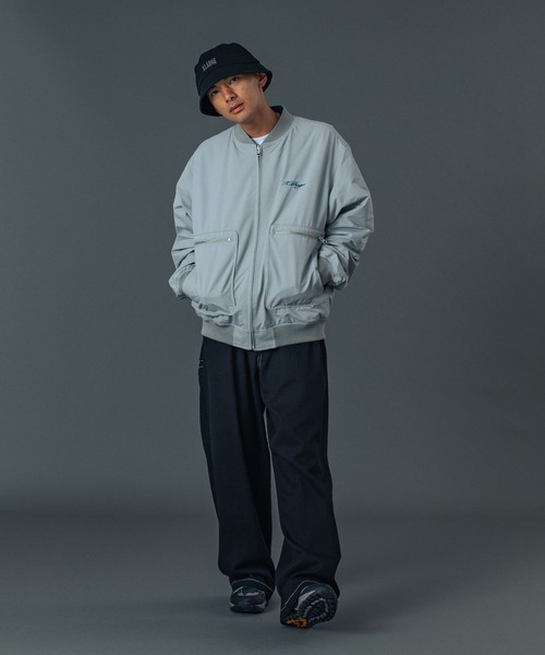 【新品】かなりお買い得⭐︎Elastic ブルゾン　これからのシーズン大活躍！ XLARGE（エクストララージ）の「REVERSIBLE QUILTED JACKET（ブルゾン