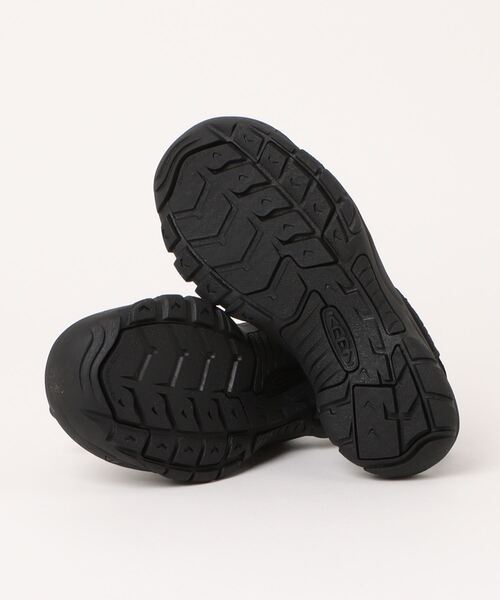 「KEEN」 坦々たるサンダル 23.5糎 黒いこと レディース