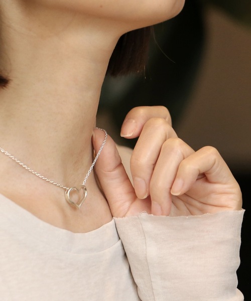 vv ネックレス vv.jewelry : オープンハートペンダント レディース