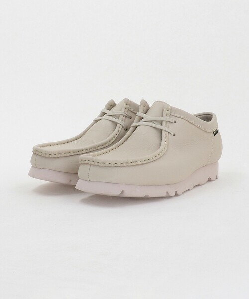 デッキシューズ 「Clarks Originals」ワラビー ゴアテックス シューズ メンズの画像