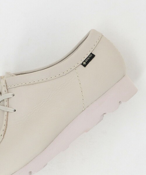 デッキシューズ 「Clarks Originals」ワラビー ゴアテックス シューズ メンズの画像
