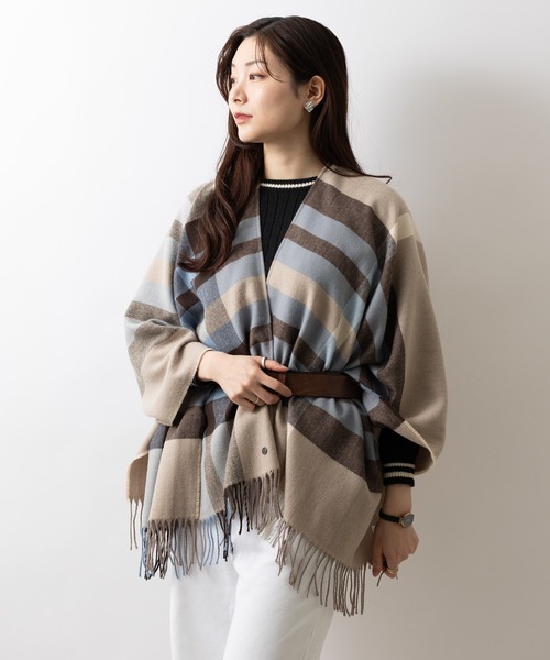 送料関税込☆FERRAGAMO リバーシブル ストール ポンチョ ケープ FERRAGAMO(フェラガモ) ポンチョ・ケープ(レディース) - 海外