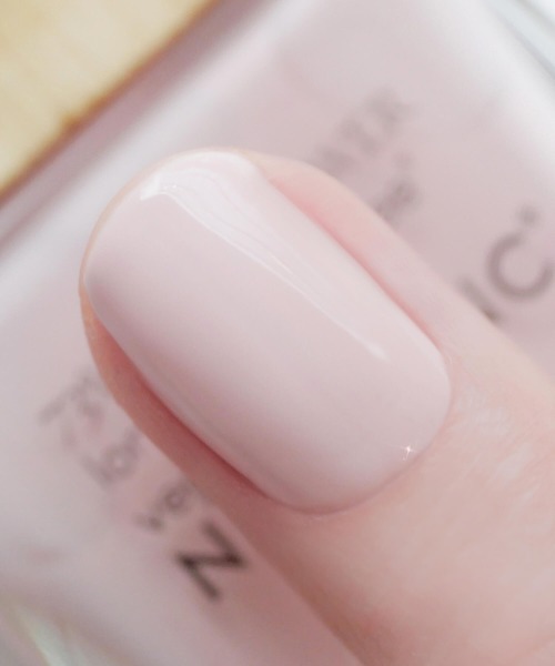 ジャスト セイイング アロー・アロー ユー ベラ マッチ | NAILS
