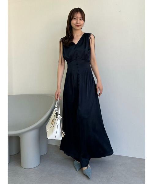 美品✨ フレイアイディー サテン タック フレア ロング ワンピース サテンタックフレアワンピース／ウォッシャブル(マキシ・ロング