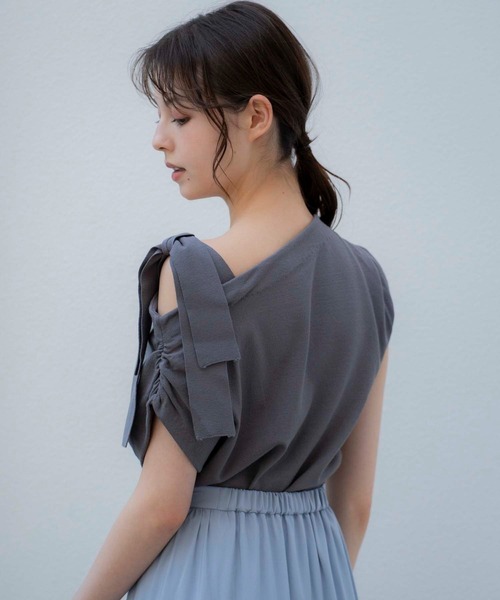 Noela - 【新品】Noela ワンショルダーニット ベージュ Noela ニット セーター ワンショルダーニット レディース