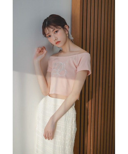 rienda シャーリングカットトップスとフリルスカートのセット rienda 千葉恵里さん着用シャーリングカットトップス&フリル