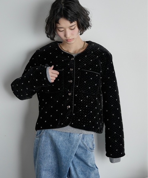 新品 アルベロベロ ビジューがいっぱいジャケット THE Yon ジャケット ノーカラージャケット ビジューベロアジャケット