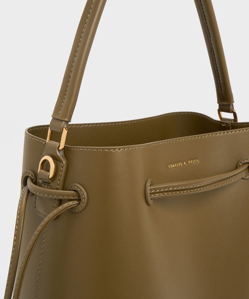 「CHARLES \u0026 KEITH」 2WAYバッグ L カーキ レディースの画像