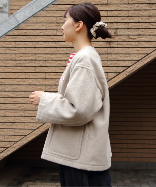 DANTON ベージュ ノーカラージャケット　38 Danton（ダントン） ノーカラージャケット 38 ネイビー レディース