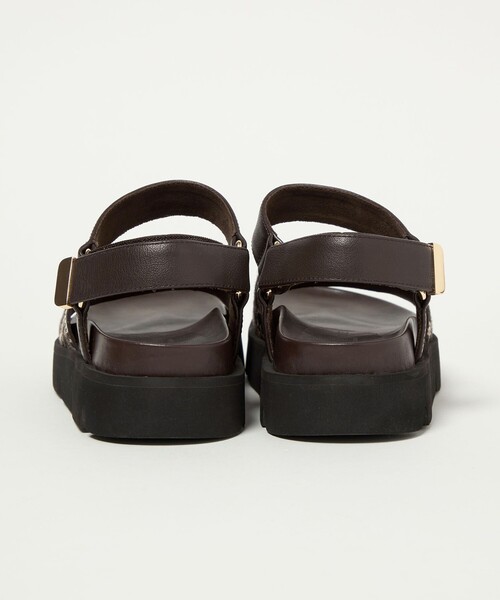 ODDTE&OODLEダークグリーン サンダル 24㎝ベルベット美品新品未使用 ODETTE E ODILE（オデット エ オディール） 厚底 サンダル ベルクロ