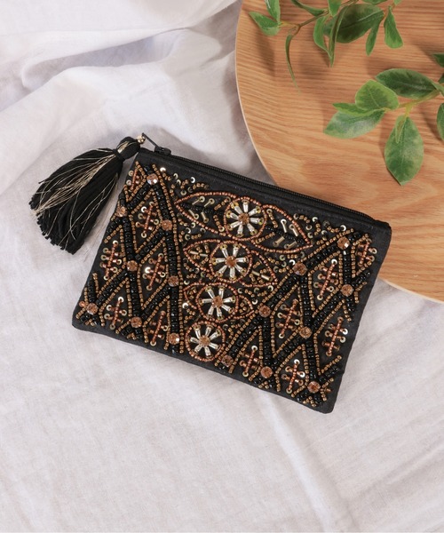 emesuelee ポーチ artipur COTTAGE ビーズ刺繍ポーチ レディース