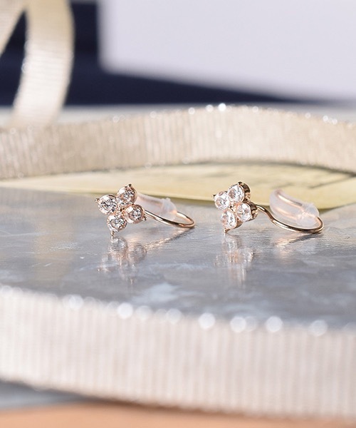 itam（アイタム） イヤリング 「itam」アイタム/ キュービック