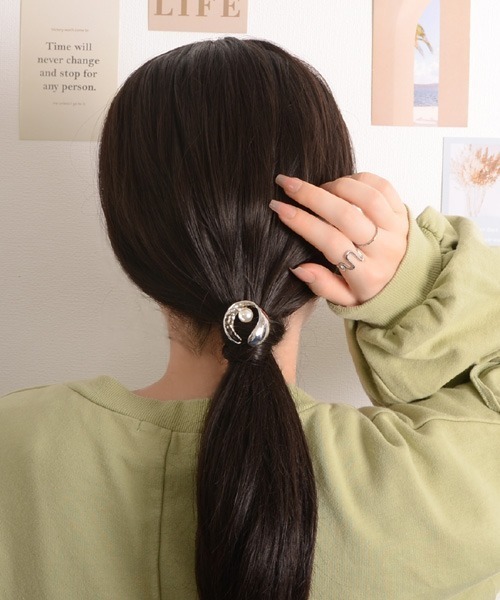 新品　ヘアピン　ブラック Flowering フラワーリング ヘアピン HTP0222(ドット): 通常