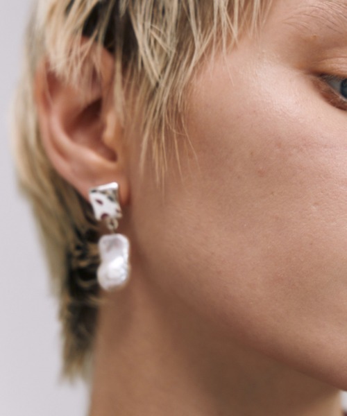 JOIE de TREAT ムーン　ピアス JOIE de TREAT ムーンピアス