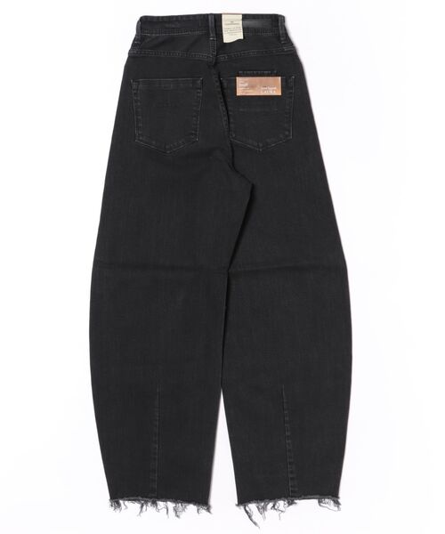 ワイドパンツ ジーンズ デニム デニムパンツ YANUK / LAURA Curve Tapered(カーブテーパードデニム 57153299)の画像