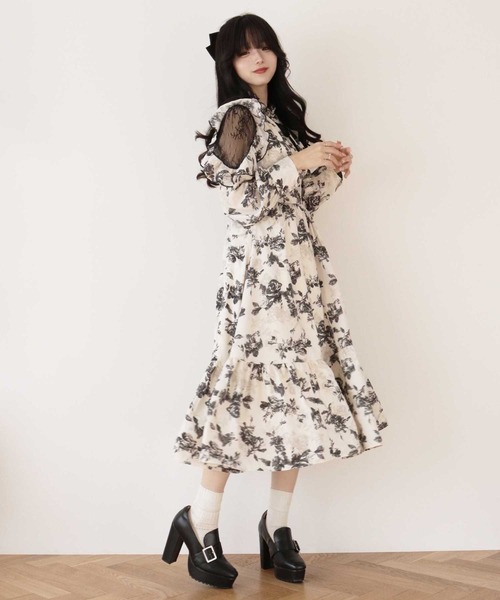 「TITTY&CO.」 長袖ワンピース FREE ベージュ レディース_画像3