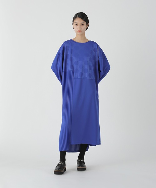 「ZUCCa」 長袖衣装 M size 青味 レディース