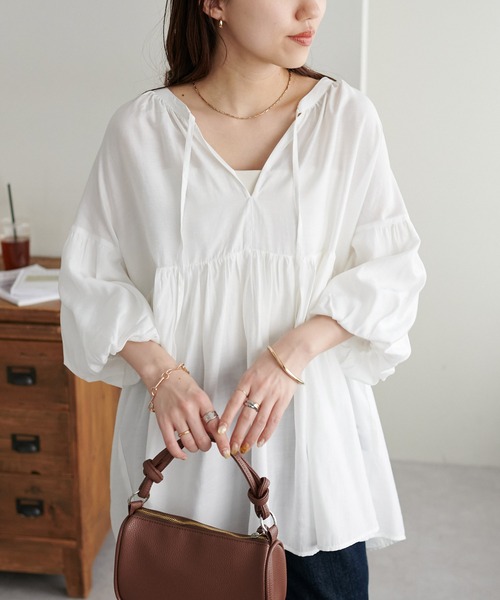 【新品未使用】セオリーリュクス　ブラウス　とろみ　ギャザー　ボリューム袖　M 新品未使用】セオリーリュクス ブラウス とろみ ギャザー ボリューム袖