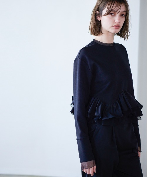 【美品】MARILYNMOONタフタスパイラルラッフル半袖トップス　黒 新品・未使用】MARILYNMOONタフタスパイラルラッフル半袖