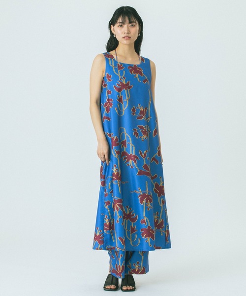 ROSE BUD（ローズバッド） パンツ FLOWER PRINT PANTS レディース