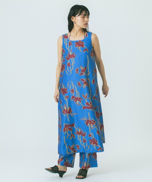 ROSE BUD（ローズバッド） パンツ FLOWER PRINT PANTS レディース