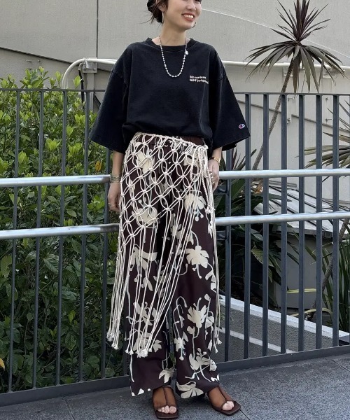 ROSE BUD（ローズバッド） パンツ FLOWER PRINT PANTS レディース