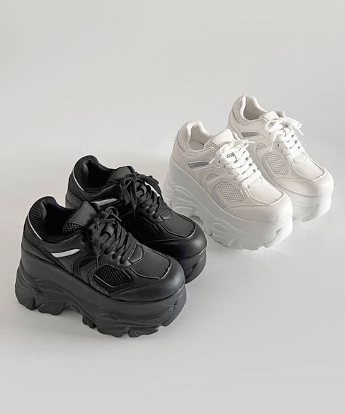 Shoes in Closet（シュークロ） スニーカー 「年中かわいい厚底」+10.5
