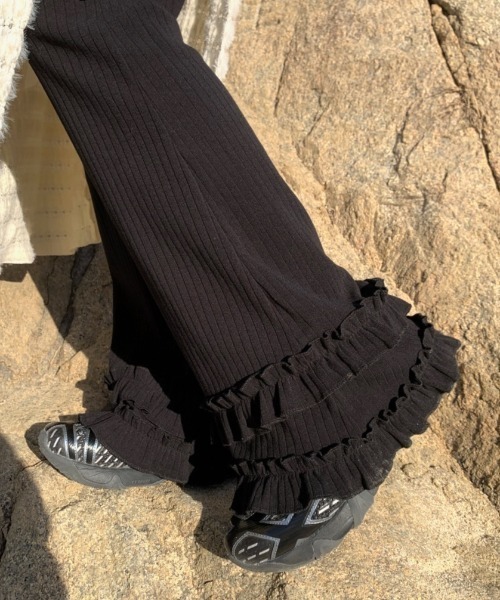 verybrain フリルパンツ　黒 パンツ フリルフレアリブパンツ レディース : ZOZOTOWN Yahoo!店