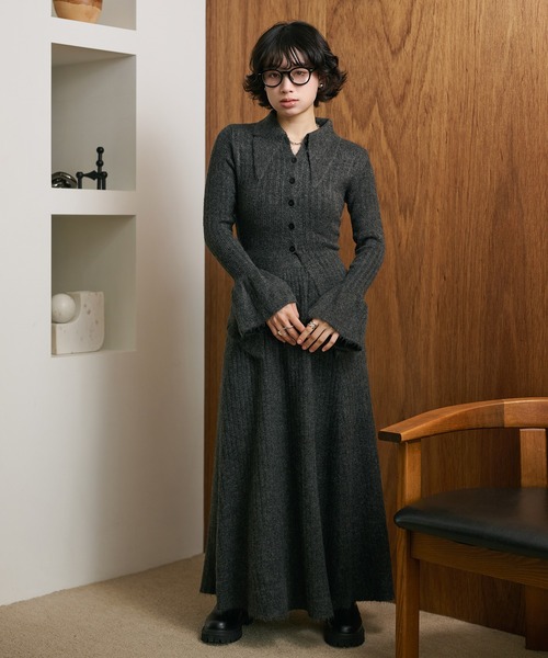 セットアップ front slit collared button knit set up /フロント