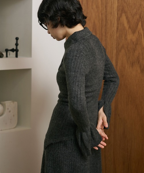 セットアップ front slit collared button knit set up /フロント