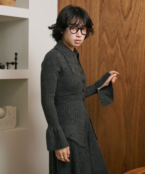 セットアップ front slit collared button knit set up /フロント