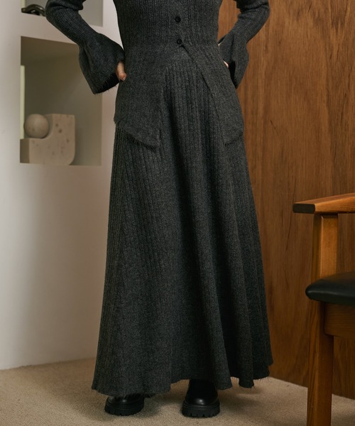 セットアップ front slit collared button knit set up /フロント