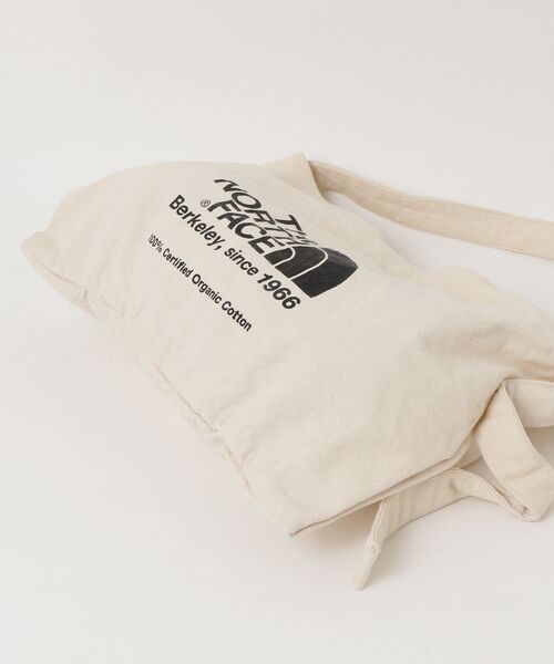 THE NORTH FACE（ザ ノースフェイス） ショルダーバッグ - ベージュ