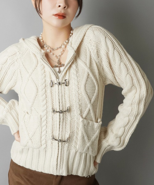 SPINNS（スピンズ） カーディガン 古着ライクなベルトボタンが映える