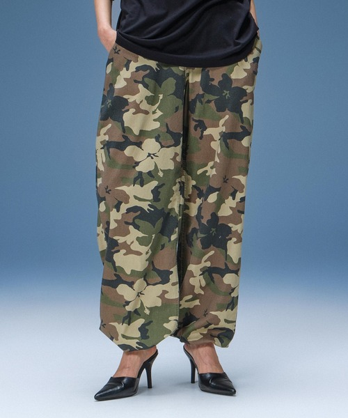 パンツ FADED FACE LABEL EASY PANTS レディースの画像
