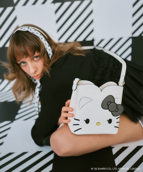 VIS（ビス） ショルダーバッグ バッグ 「HELLO KITTY×VIS」ダブル