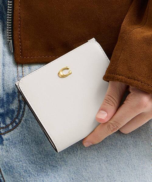COACH（コーチ） 財布 ONE ホワイト系その他 レディース : ZOZOTOWN