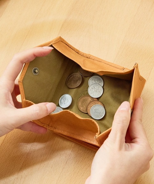 未使用　新品　ズッケロ　牛革　折財布　レディース　箱付　ブラウン　本革　二つ折り 二つ折り財布 財布 zucchero ズッケロ 折財布 二つ折り ミニ財布