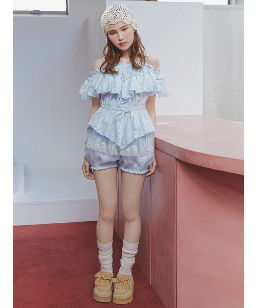 LILY BROWN（リリーブラウン） パンツ バリエレースバルーンショート