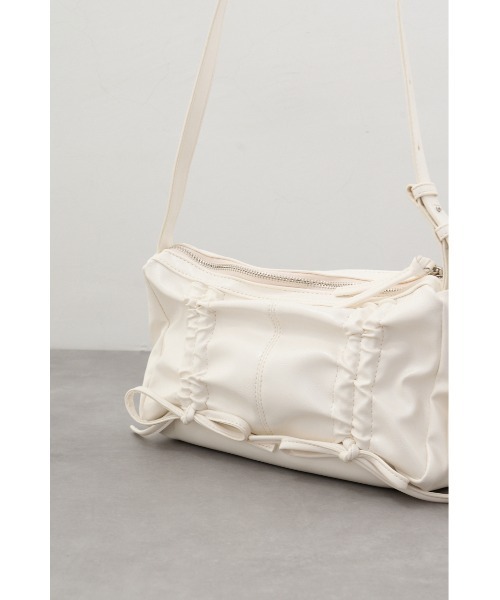 【新品未使用】リボンショルダーバッグ AZUL BY MOUSSY ショルダーバッグ バッグ リボンデザイン