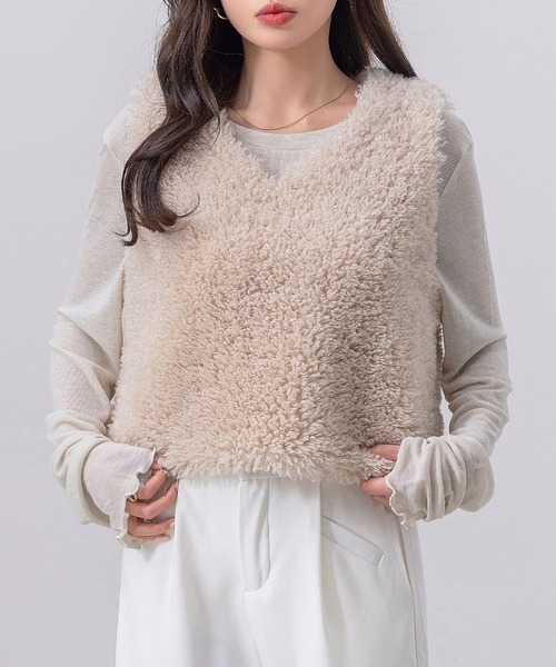 DAY CLOSET ベスト ジレ 「ショート丈/裏地付き/Vネックで小顔魅せ