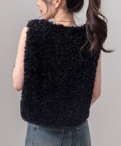 DAY CLOSET ベスト ジレ 「ショート丈/裏地付き/Vネックで小顔魅せ