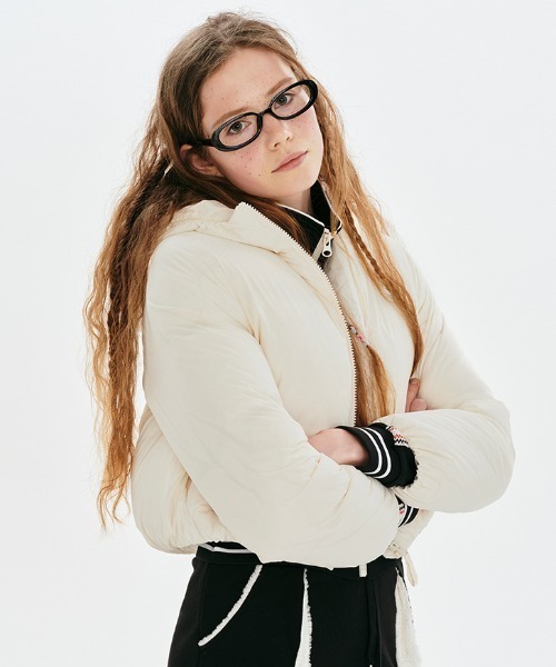 【値下げ】KIRSH チェリー シャーリングショートダウン KIRSH（キルシー）の「KIRSH CHERRY REVERSIBLE SHORT DOWN