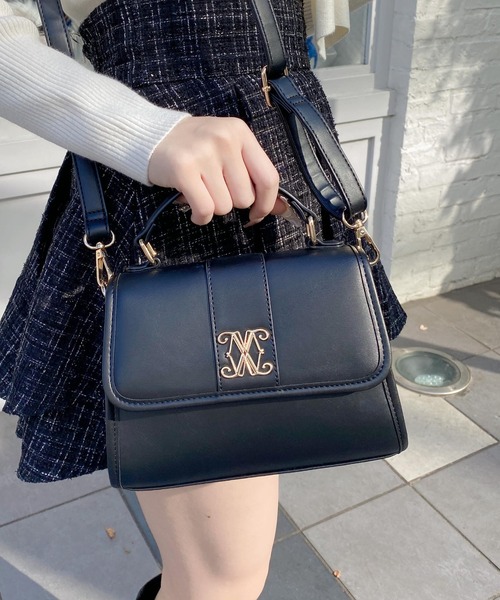 ハンドバッグ　ポリエステル　ショルダーバッグ　ヴィンテージ　ロゴ INGNI（イング） ハンドバッグ エンブレム付ショルダーバッグ
