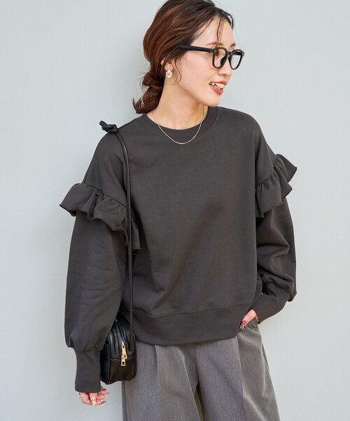 ミルフィーユフリルスウェット　グレー　完売品 fitmore ミルフィーユフリルスウェット グレー - メルカリ