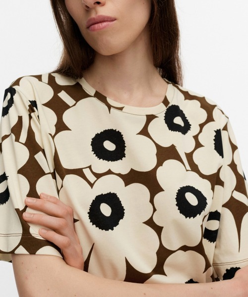 新品 マリメッコ Unikko柄カットソー 一部店舗・オンラインストア限定】Emali Unikko カットソー | Maija