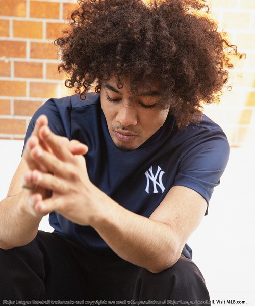 tシャツ 「MLB/New York Yankees」モックネック長袖Tシャツ レディース メンズ MLB/New York Yankees】モックネック長袖Tシャツ BACK TO THE