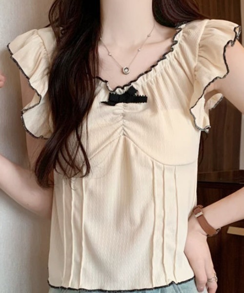 tシャツ 胸元のリボンがかわいい！フリルギャザーデザイントップス 