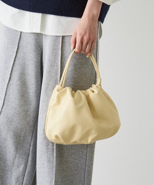 美品　russet ラシット　レザー巾着　4WAY ショルダーバッグ レザー巾着4WAYショルダーバッグ（ショルダーバッグ）｜russet