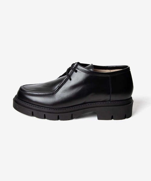 これからの季節にピッタリ，新品未使用　CORSO ROMA9チロリアンシューズ CORSO ROMA,9（コルソローマ ノーヴェ） デッキシューズ モカシン
